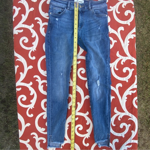 DL1961 Jeans Dl961 Skinny Jeans Emma Power Legging Size 26 2 Poshmark